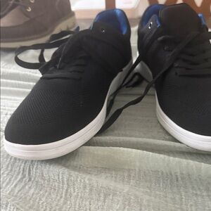 Men's Black Knit Sneakers with Blue Accent